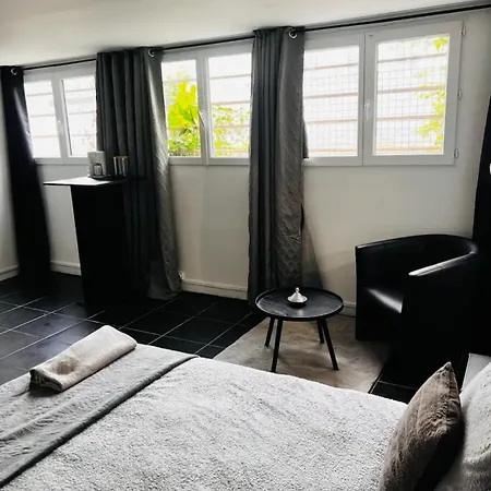 Proche Du Front De En Plein Centre-ville Apartmán