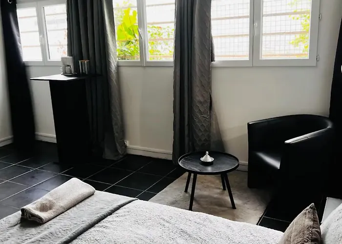 Proche Du Front De En Plein Centre-ville Appartamento