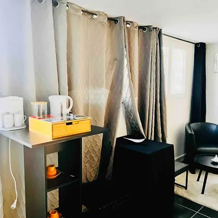 Proche Du Front De En Plein Centre-ville Saint-Nazaire (Loire-Atlantique)