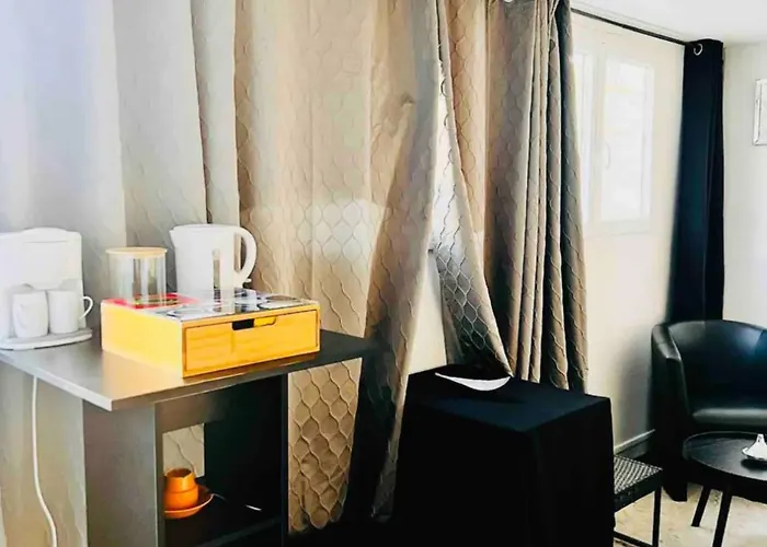 Proche Du Front De En Plein Centre-ville Saint-Nazaire (Loire-Atlantique)